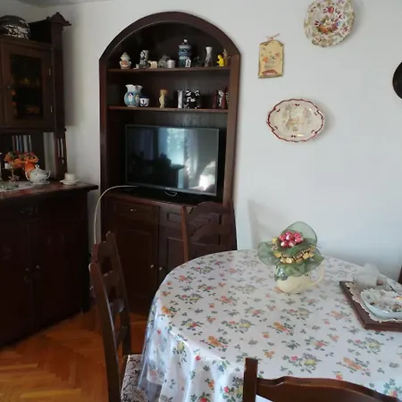 Case de vacanță Holiday In Lovran 31230 Opatija